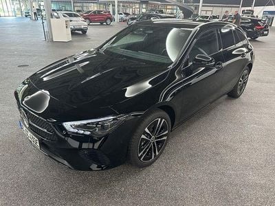Gebraucht Mercedes CLA250e 163 PS (119 kW) 2023 Limousine