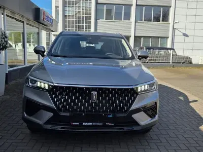 Neu Bestune T77 160 PS (117 kW) 2026 Grau SUV