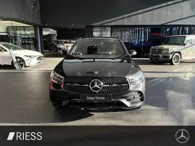 Usata Mercedes GLC300 AMG 258 CV (189 kW) 2023 Grigio Coupé