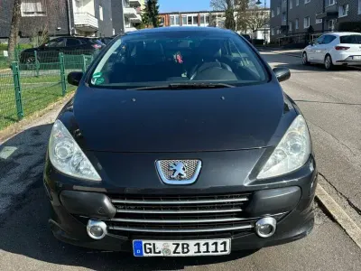 Gebraucht Peugeot 307 CC 109 PS (80 kW) 2006 Schwarz Cabrio