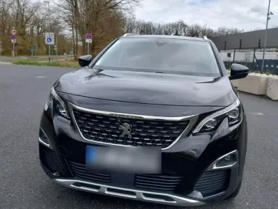 Gebraucht Peugeot 5008 Allure 131 PS (96 kW) 2019 Schwarz SUV