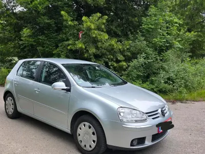 Gebraucht VW Golf V 80 PS (58 kW) 2007 Silber Limousine
