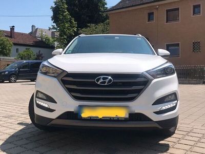 gebraucht Hyundai Tucson blue 1.7 CRDi DCT Trend 2WD Trend