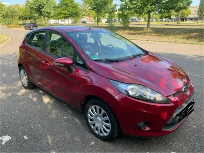 Gebraucht Ford Fiesta 96 PS (70 kW) 2011 Andere farben Kleinwagen