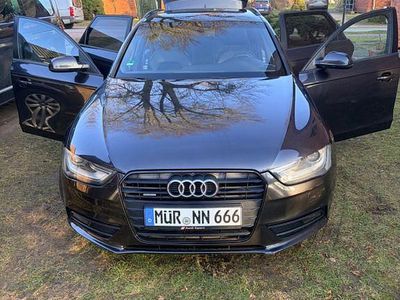Gebraucht Audi A4 S-Line 177 PS (130 kW) 2012 Grau Kombi