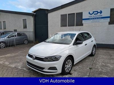 Gebraucht VW Polo Trendline 80 PS (58 kW) 2018 Weiß Kleinwagen