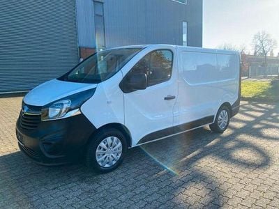 Usata Opel Vivaro 150 CV (110 kW) 2016 Bianco Monovolume