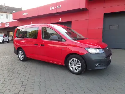 Gebraucht VW Caddy Maxi 122 PS (89 kW) 2022 Rot Van / Kleinbus