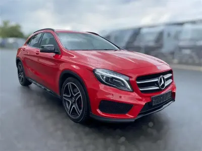 Gebraucht Mercedes GLA250 AMG line 211 PS (155 kW) 2014 Rot SUV