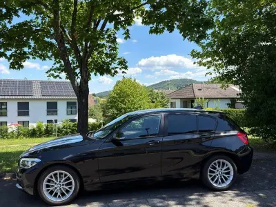 Gebraucht BMW 118 Advantage 136 PS (100 kW) 2019 Schwarz Kleinwagen