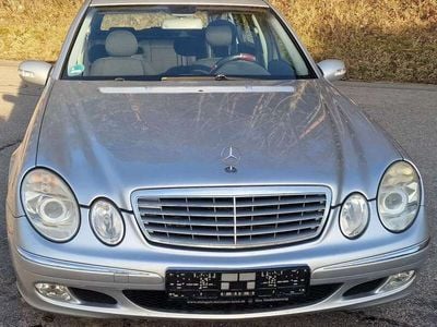 Mercedes E240