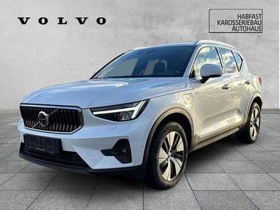 Gebraucht Volvo XC40 Plus 261 PS (191 kW) 2022 Crystal white / metallic SUV