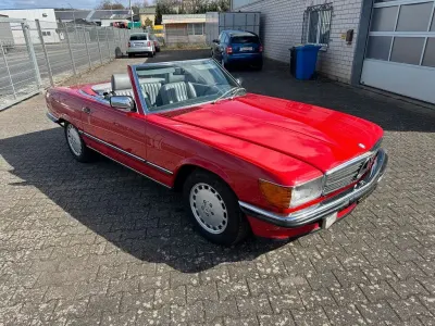 Gebraucht Mercedes SL300 188 PS (138 kW) 1986 Rot Cabrio