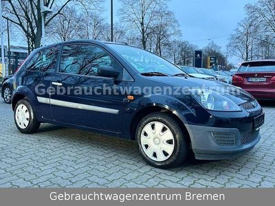 Blau Gebraucht 2006 Ford Fiesta Ambiente Kleinwagen | 1.990 € (Fairer Preis)