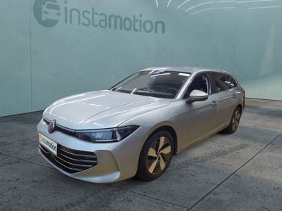 Silber Gebraucht 2024 VW Passat Elegance Kombi | 36.740 € (Guter Preis)