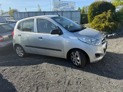 Brugt Hyundai i10 Classic 67 HK (49 kW) 2011 Sølv Hatchback