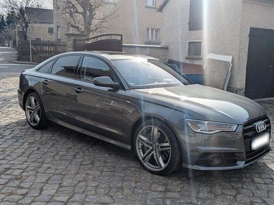 Gebraucht Audi A6 Ambiente 320 PS (235 kW) 2018 Grau Limousine