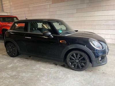 Schwarz Gebraucht 2018 Mini ONE Kleinwagen | 10.800 € (Guter Preis)