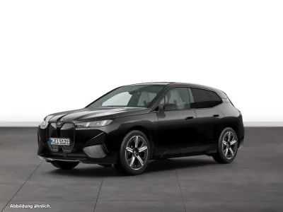 Gebraucht BMW iX 400 kW (544 PS) 2025 Black sapphire metallic SUV