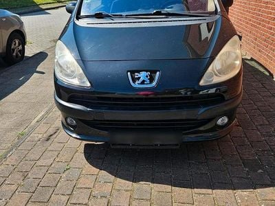 Peugeot 1007