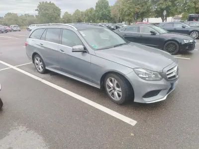 Gebraucht Mercedes E250 204 PS (150 kW) 2014 Silber Kombi