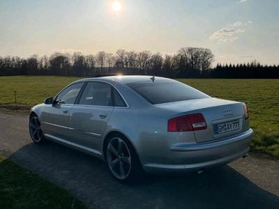 Audi A8L