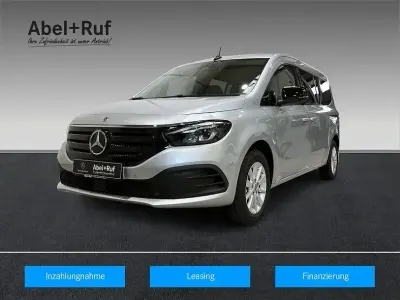 Gebraucht Mercedes EQT200 89 kW (122 PS) 2025 Silber Van / Kleinbus