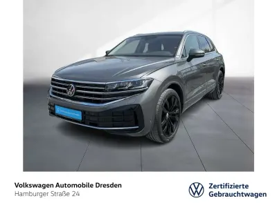 Usata VW Touareg Elegance 231 CV (169 kW) 2024 Grigio SUV