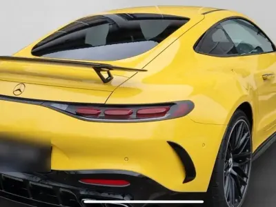 Gebraucht Mercedes AMG GT 63 AMG 585 PS (430 kW) 2024 Gelb Coupé