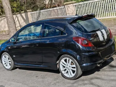 Gebraucht Opel Corsa 87 PS (63 kW) 2012 Schwarz Kleinwagen