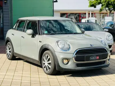 Gebraucht Mini ONE 102 PS (75 kW) 2015 Moonwalk grey (metallic) Kleinwagen