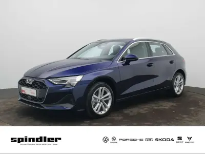 Gebraucht Audi A3 Sport 116 PS (85 kW) 2026 Navarrablau metallic Limousine