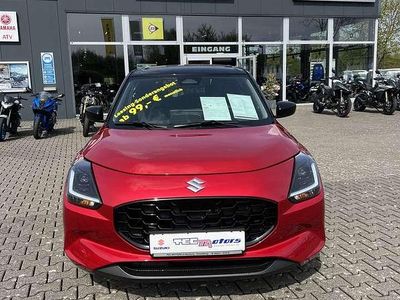 Nuova Suzuki Swift Comfort 83 CV (61 kW) 2025 Rosso Utilitaria