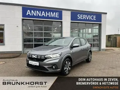Nouă Dacia Sandero Expression 91 CP (66 kW) 2026 Gri Hatchback