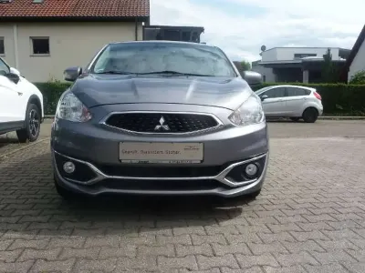 Gebraucht Mitsubishi Space Star Top 80 PS (58 kW) 2017 Platinumgrau Kleinwagen