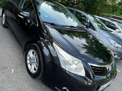 Schwarz Gebraucht 2011 Toyota Avensis Kombi | 9.000 € (Teuer)