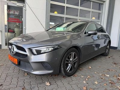 Gebraucht Mercedes A180 136 PS (100 kW) 2019 Grau Limousine