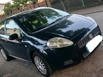 Gebraucht Fiat Grande Punto 65 PS (47 kW) 2009 Blau Kleinwagen