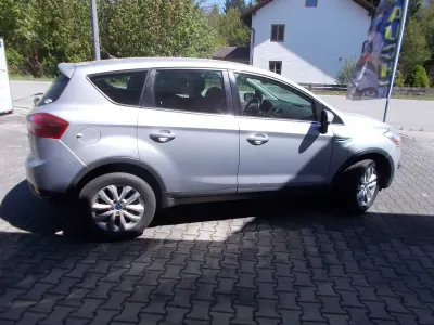 Gebraucht Ford Kuga Titanium 163 PS (119 kW) 2011 Polarsilber SUV