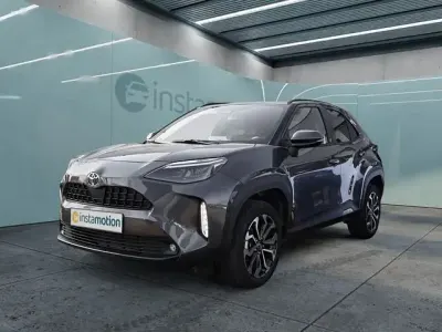 Gebraucht Toyota Yaris Cross Team 116 PS (85 kW) 2024 Grau SUV