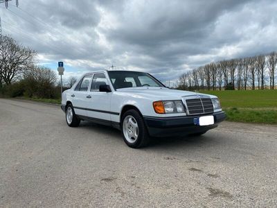 gebraucht Mercedes E230 H-Kennzeichen