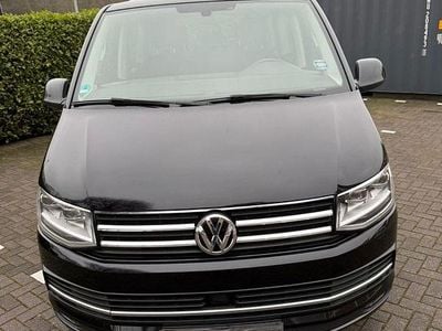 Schwarz Gebraucht 2016 VW Multivan Highline Van | 33.600 € (Guter Preis)