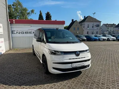Gebraucht VW Multivan Edition 150 PS (110 kW) 2024 Weiß Van / Kleinbus