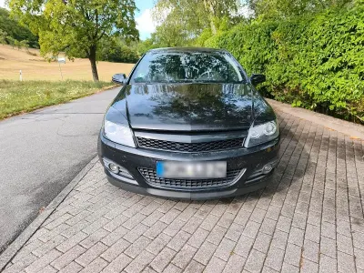 Gebraucht Opel Astra GTC 180 PS (132 kW) 2009 Schwarz Coupé
