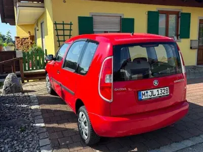 Gebraucht Skoda Roomster Plus Edition 86 PS (63 kW) 2013 Rot Van / Kleinbus