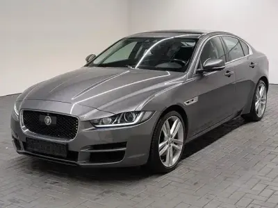 Brugt Jaguar XE R-Sport 241 HK (177 kW) 2018 Grå Sedan