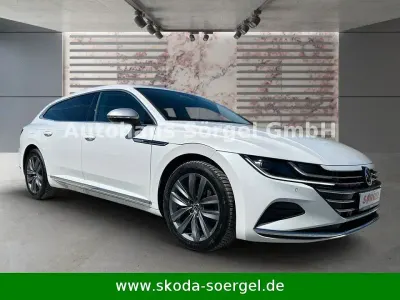 Gebraucht VW Arteon Elegance 150 PS (110 kW) 2023 Weiß Limousine