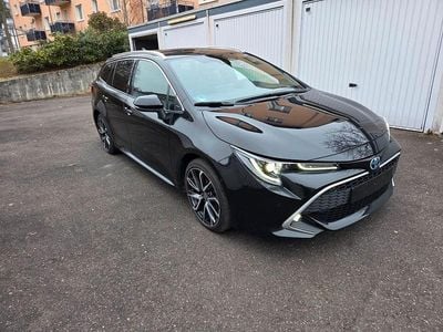 Schwarz Gebraucht 2022 Toyota Corolla Lounge Kombi | 19.950 € (Superpreis)