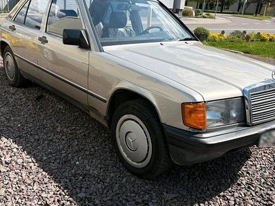 Gebraucht Mercedes 190 118 PS (86 kW) 1987 Andere farben Limousine
