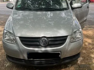 Gebraucht VW Fox 54 PS (39 kW) 2009 Silber Kleinwagen